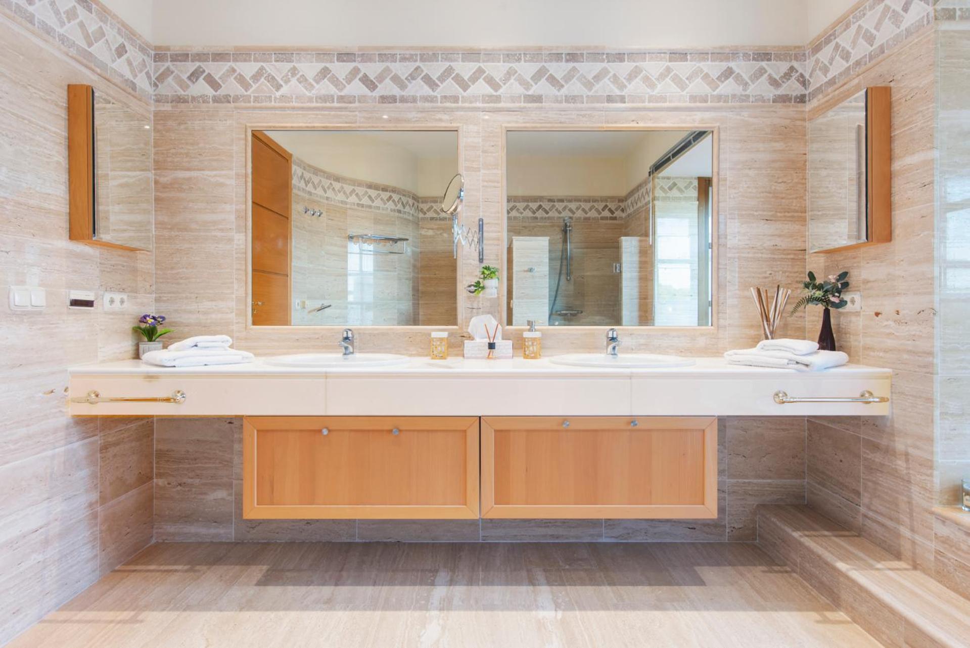 Luxury Villa Robledal By Mabiente - Views Of The Sea And The Golf Course Марбеля Екстериор снимка